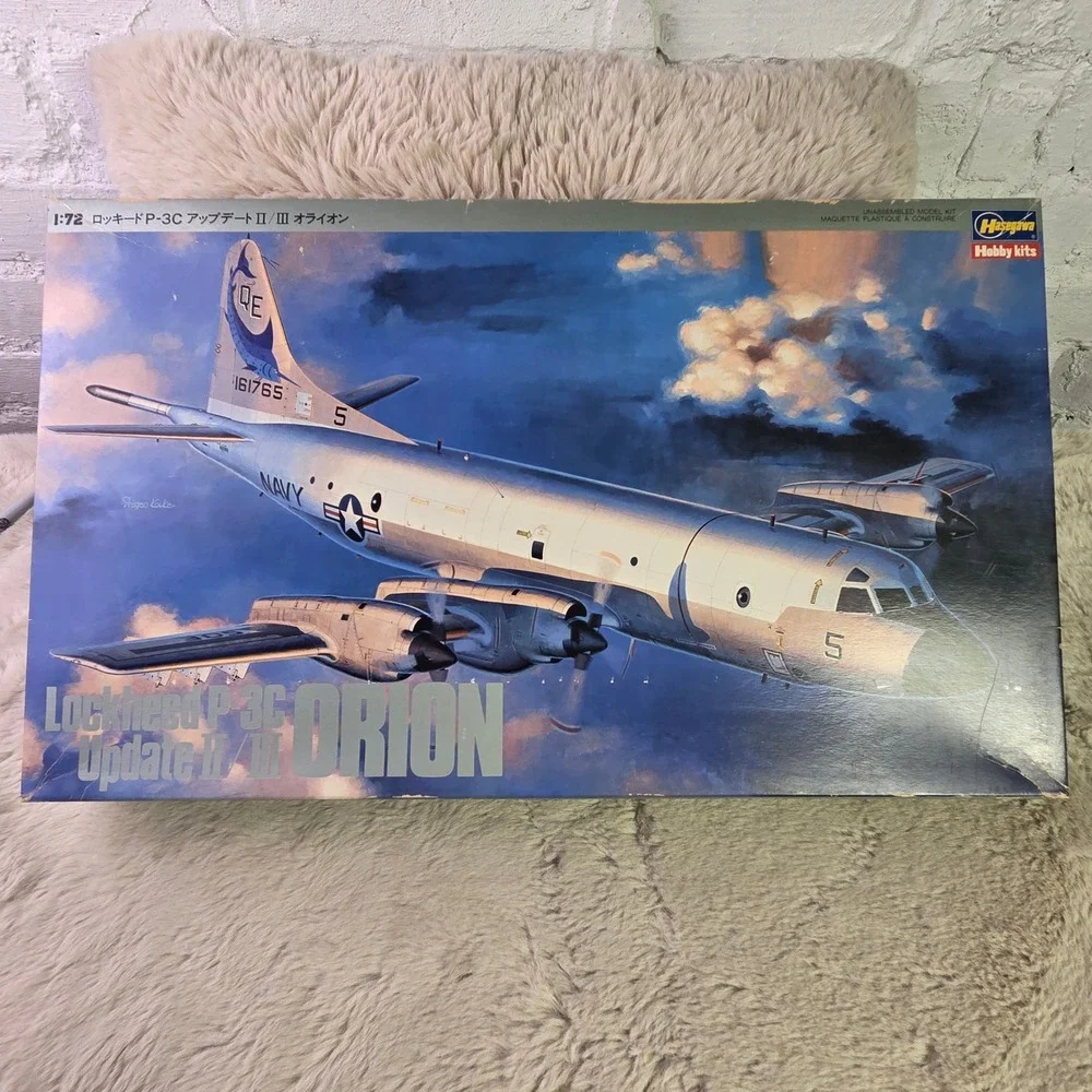 Hasegawa 1:72 Lockheed P-3C Orion Update II/III Model Kit K15 US Navy CAF